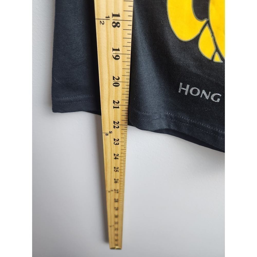 Disneyland Hong Kong Minnie Graphic with Sequin detail sz L slim fit minnie - Picture 7 of 7
